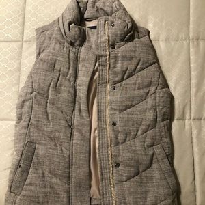 Gap brown chevron puff vest